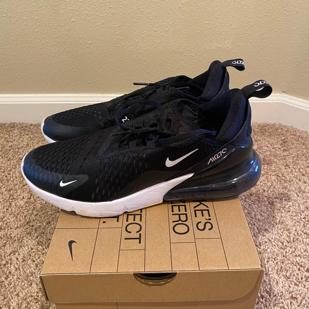Air Max 270- Size 7.5 TT